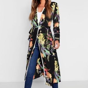 Tropical print kimono